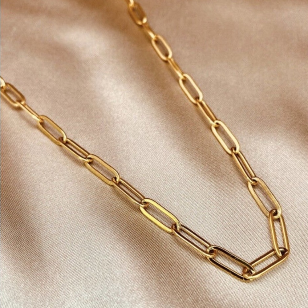 Stainless Steel Paper Clip Necklace Charm Pendant Holder Silver Plated Unisex - Picture 2 of 5